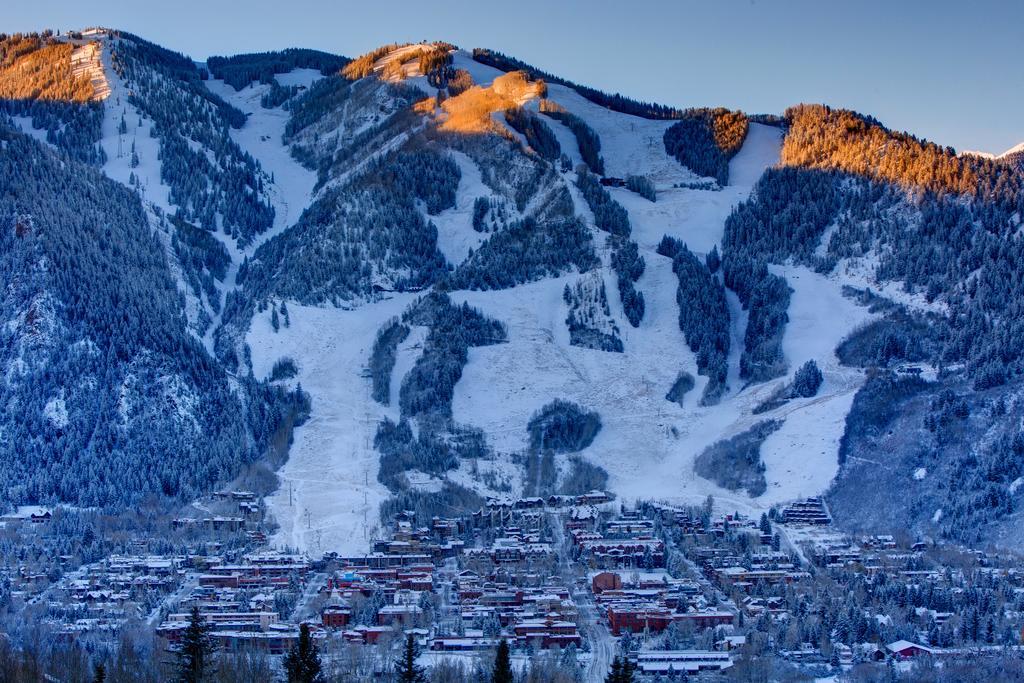 Hotel The Little Nell à Aspen Extérieur photo
